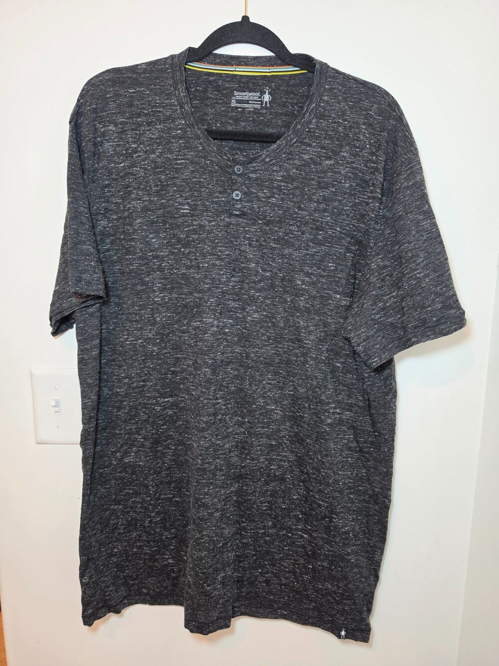 Smartwool Mens Merino Sport 150 Hemp Henley Shirt Charcoal Heather XL